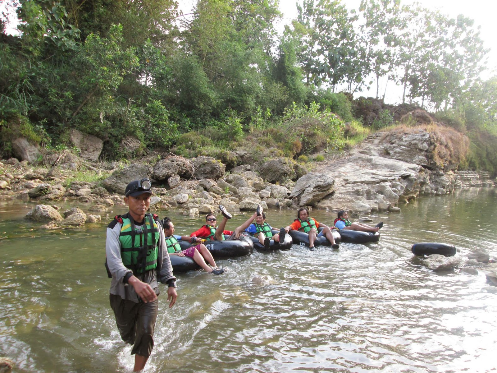 Guide Gunung Cave Tubing Goa Pindul Dan Sungai Oyo