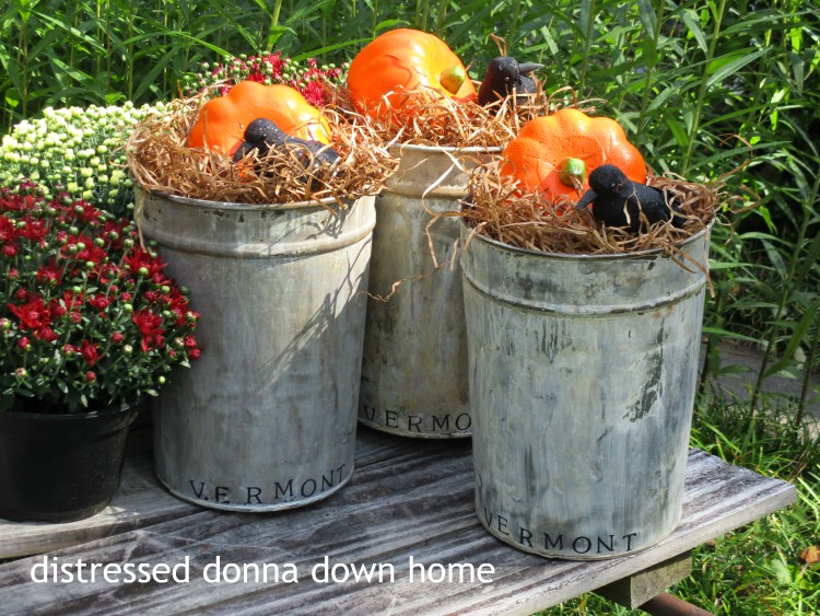 Distressed Donna Down Home Quickies Sap Buckets
