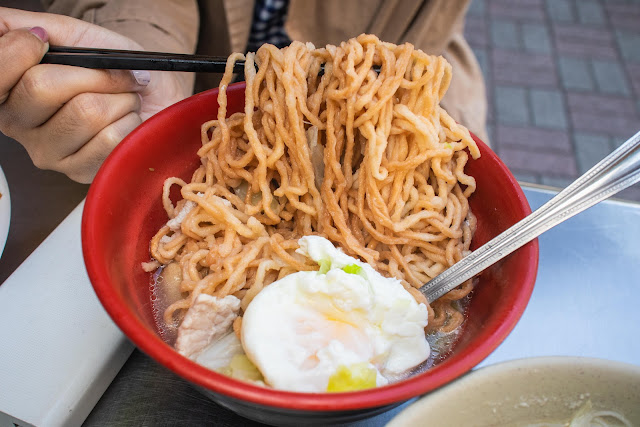 從早餐吃到宵夜的小茂屋鍋燒意麵，吃麵配冰雙重享受！