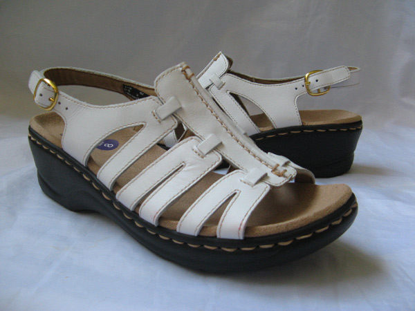 clarks white wedge sandals