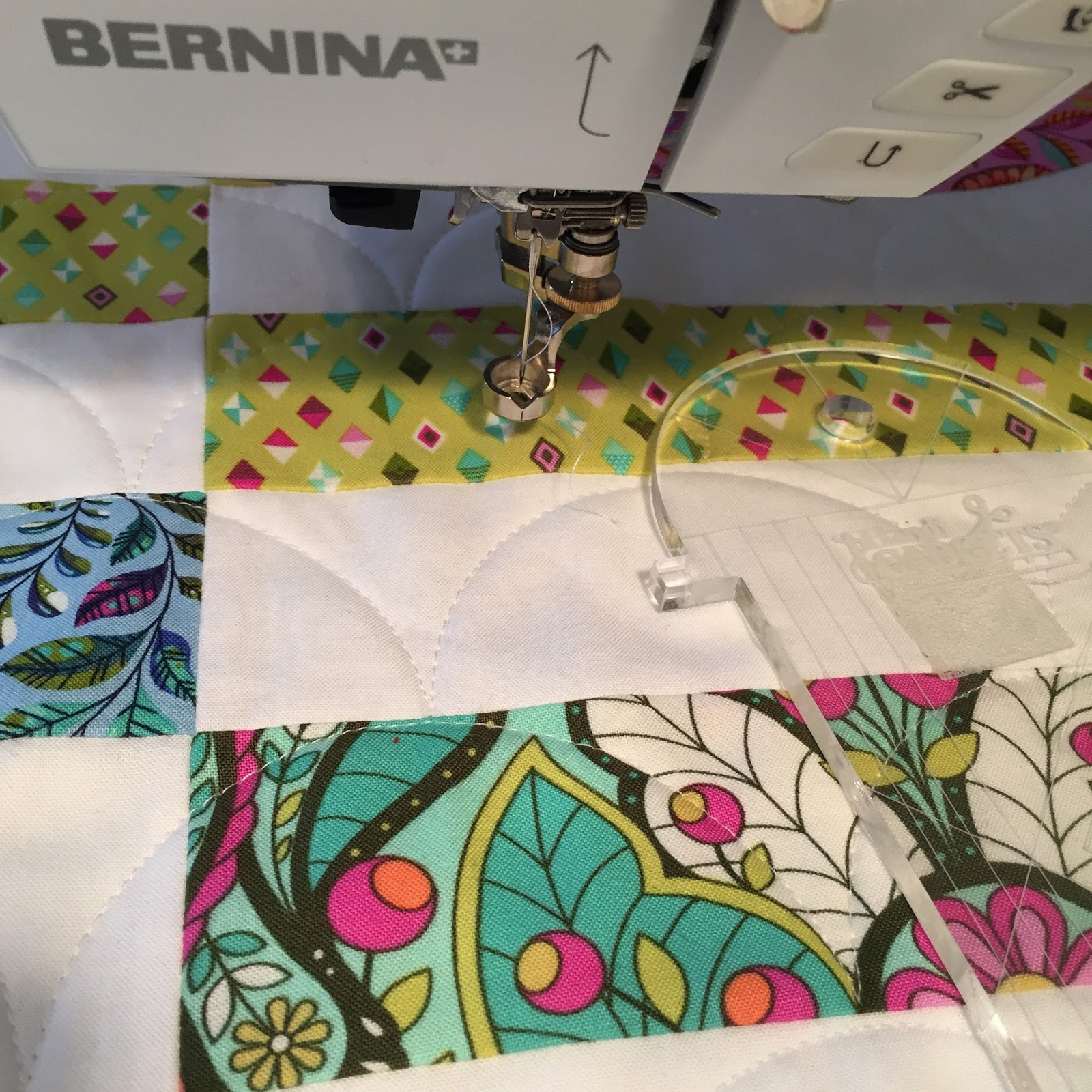 Meadow Mist Designs Five Tips for Successful Domestic Ruler Quilting