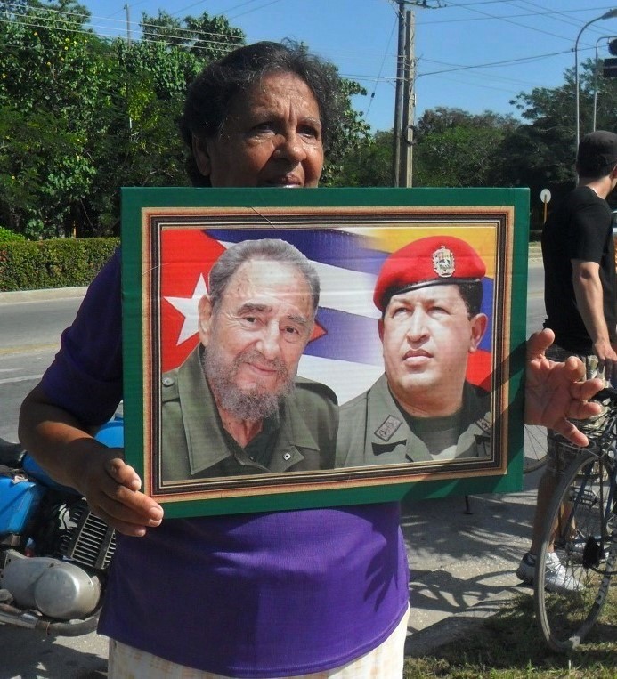 Siempre con FIDEL y CHAVEZ