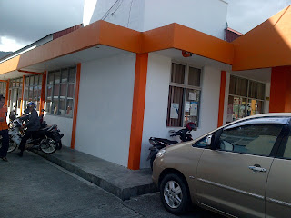 sudut kanan depan Kantor Pos Padangpanjang 27100