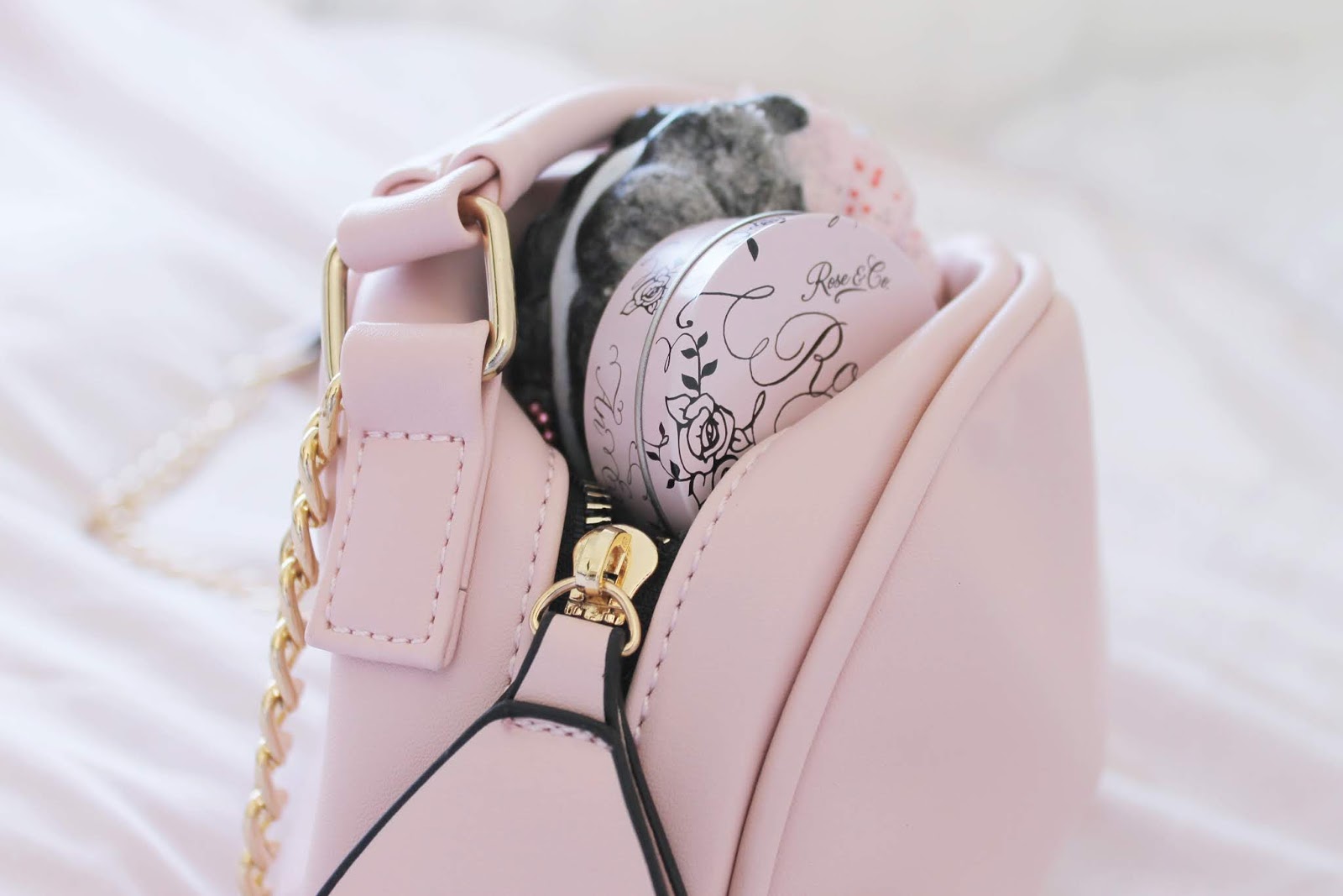 Girly self care kit whats in my bag