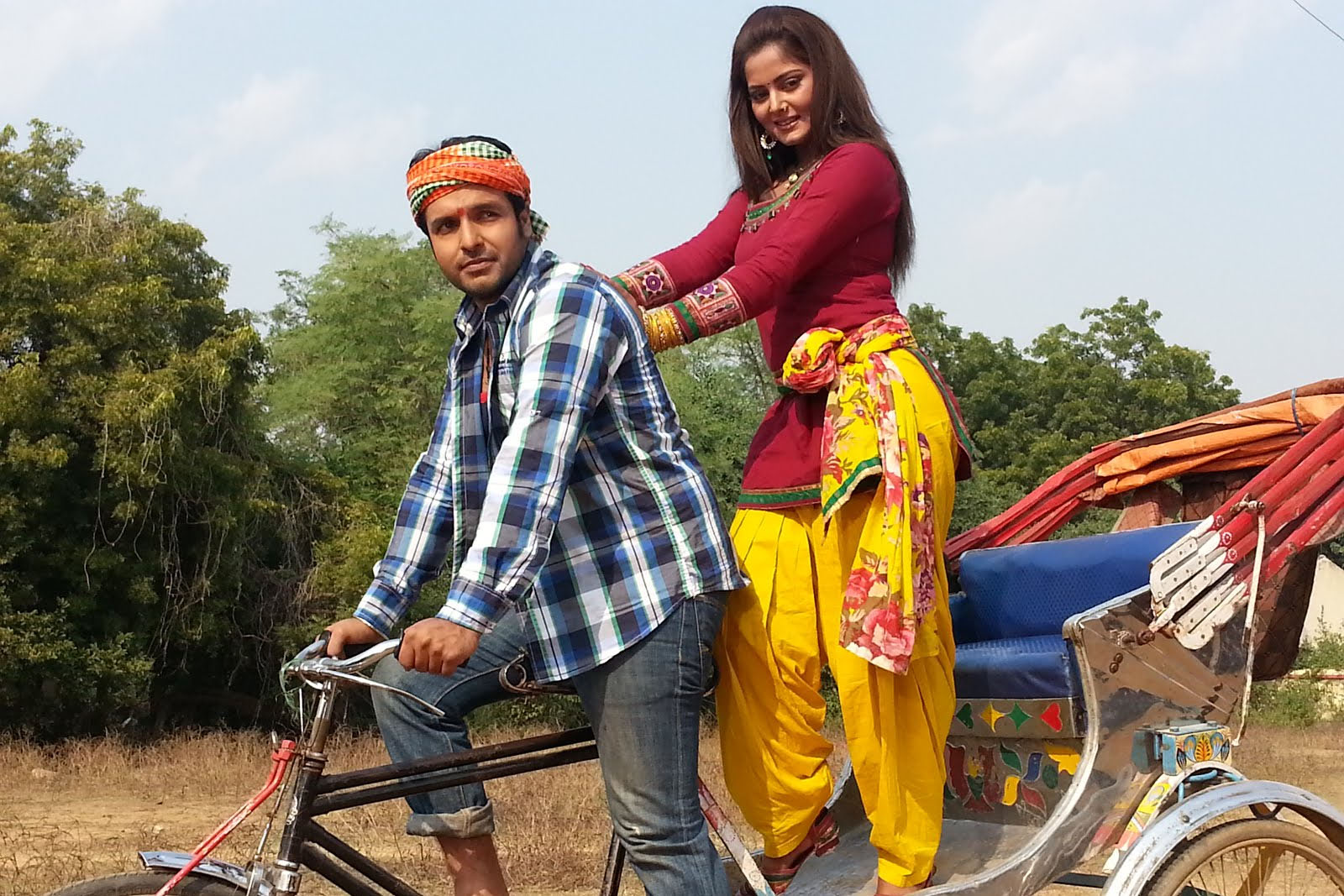 Bhojpuri Movies First Look Trailer Bihari Rikshawala Bhojpuri Movies First Look Trailer Bihari Rikshawala