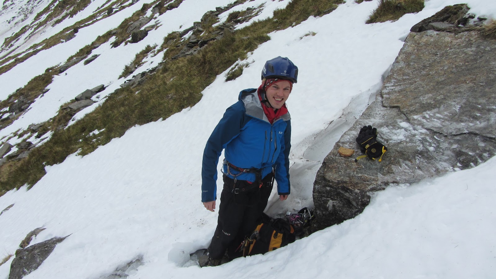 A J Thorley Mountaineering Doctor's Dilemma IV,4**, Coire Daimh. Beinn
