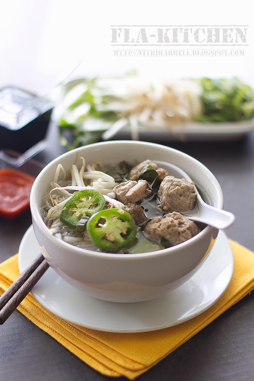 flakitchen Home Made Pho / Meatballs soup