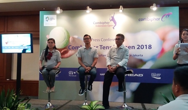 narasumber yang hadir dalam konferensi pers combiphar tennis open 2018 nurul sufitri