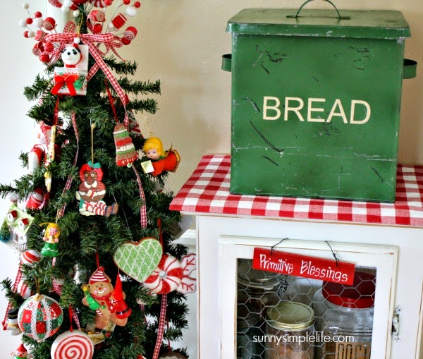 kitchen Christmas tree, vintage bread box