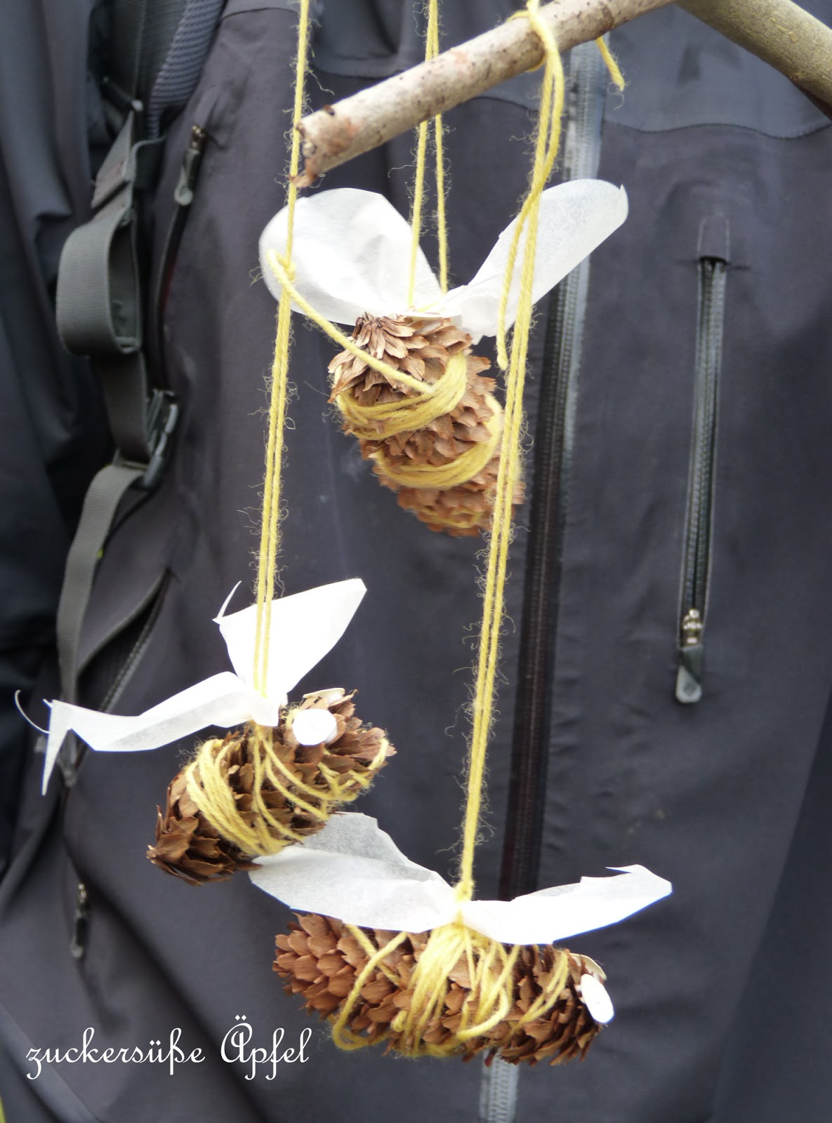 Herbstdeko Selber Machen Selbermachen Fur Den Herbst Recyclingkunst Und Der Versuch Herbst Basteln Mit Kindern Ihr Braucht Dafur Nur Fingerfarben Und