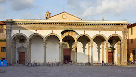 Giovanni Caccini's facade of the church of Santissima Annunziata