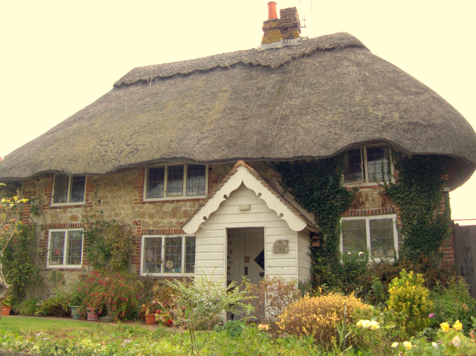 Peter Lovett's ramblings A 6 miles circular walk through Amberley