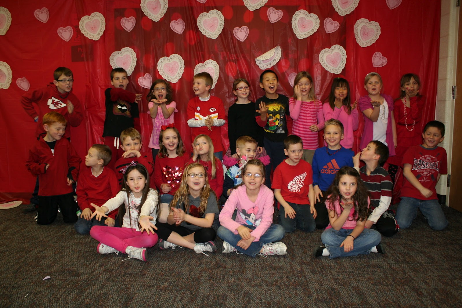 between-the-screams-2nd-grade-valentine-party