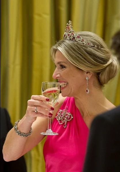 King Willem-Alexander and Queen Maxima of The Netherlands attend an state banquet offered by governor general Johnston at Rideau Hall in Ottawa