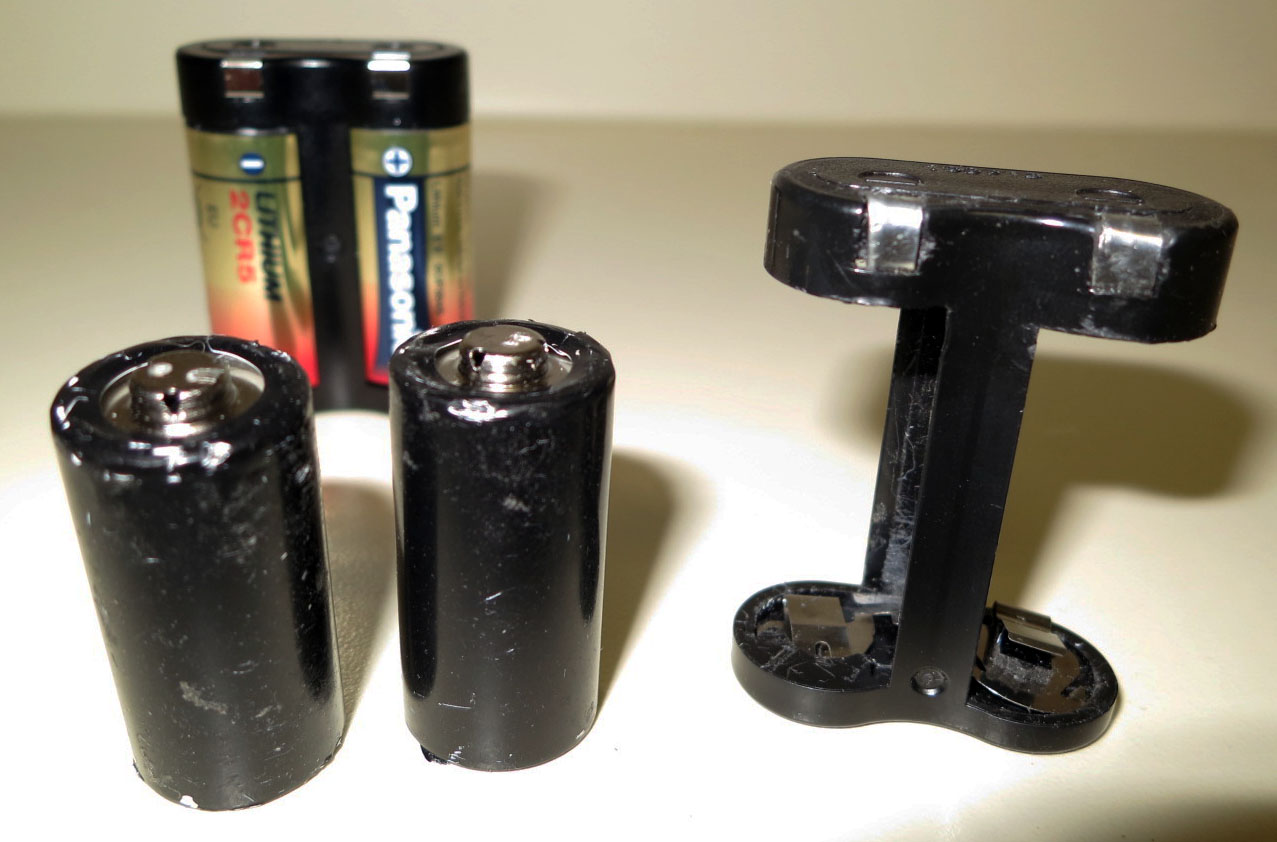 Ock10's Stuff CR123a adaptor for Canon 2CR5