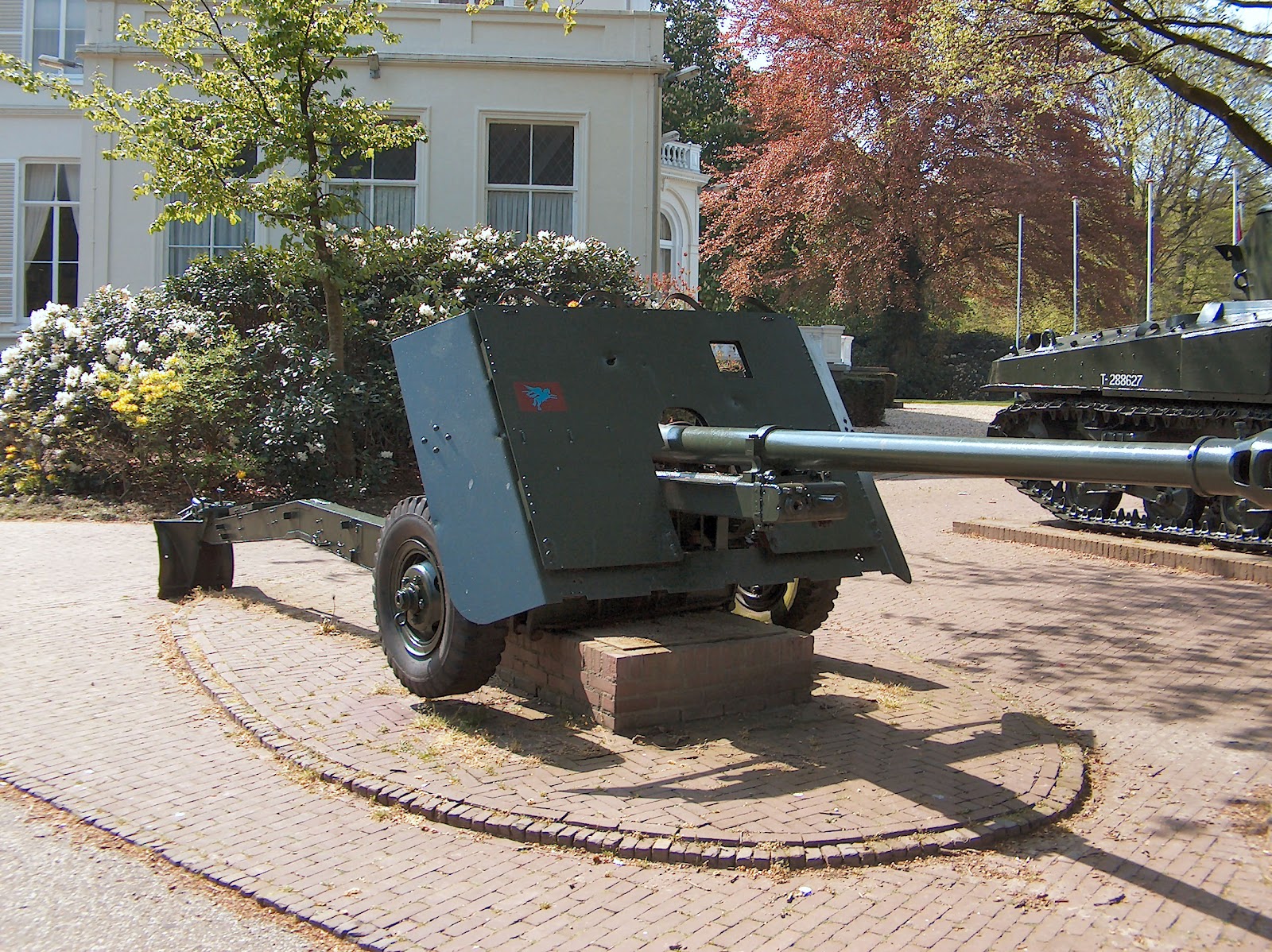 Arnhem Jim The 17 pounder AntiTank Guns at Operation MarketGarden 1944