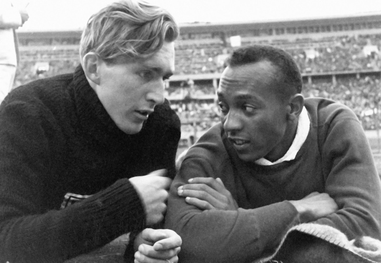 Jesse Owens, el atleta afroamericano que ridiculizó a Hitler en los Juegos Olímpicos de 1936