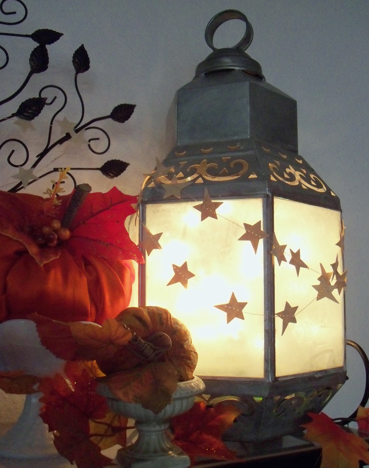 Make The Best of Things Wax Paper Frosted Glass Twinkle Lantern