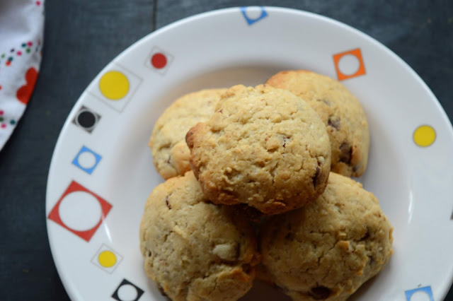 Walnut Cookies | Christmas Cookies | How to make eggless cookies