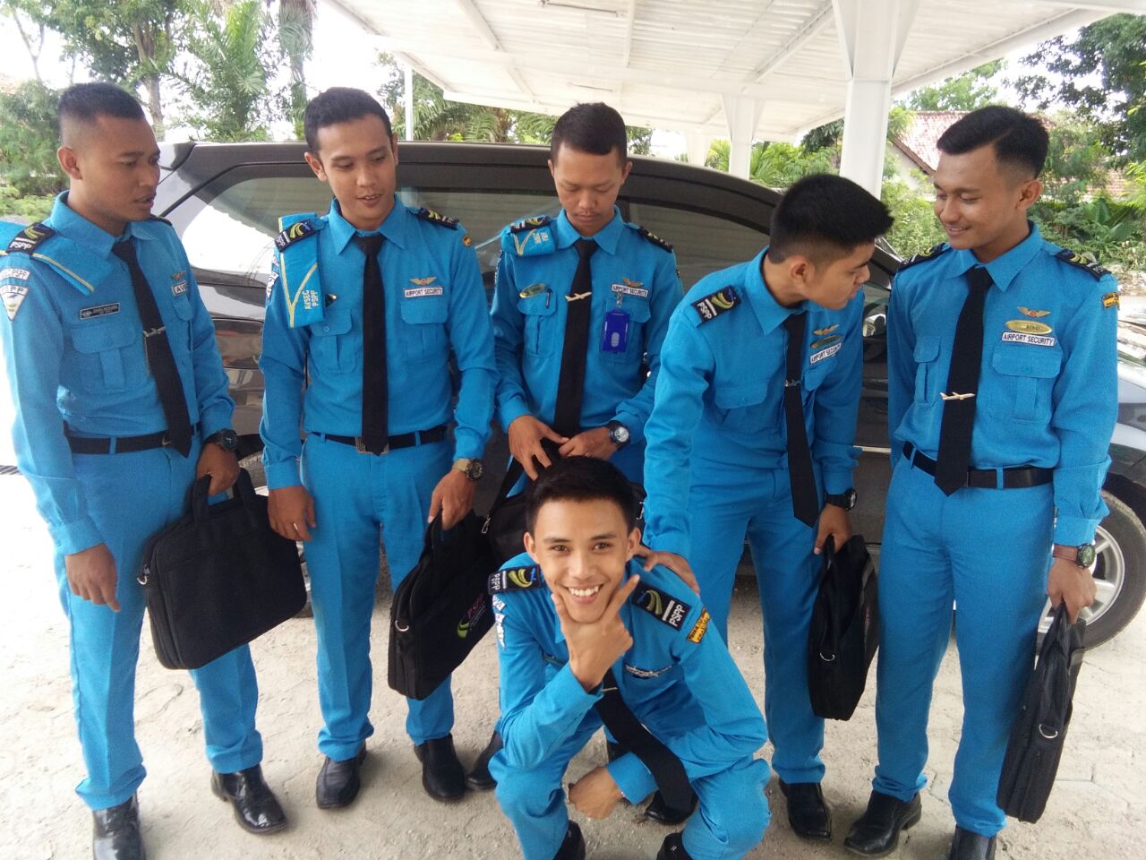 Apakah Ada Satpam Status Pns Jual Kemeja Pdh Hitam Dan