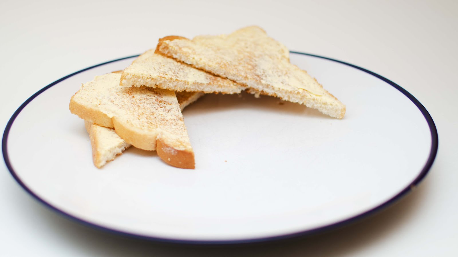 stuart webster photography Beans on toast with fish fingers