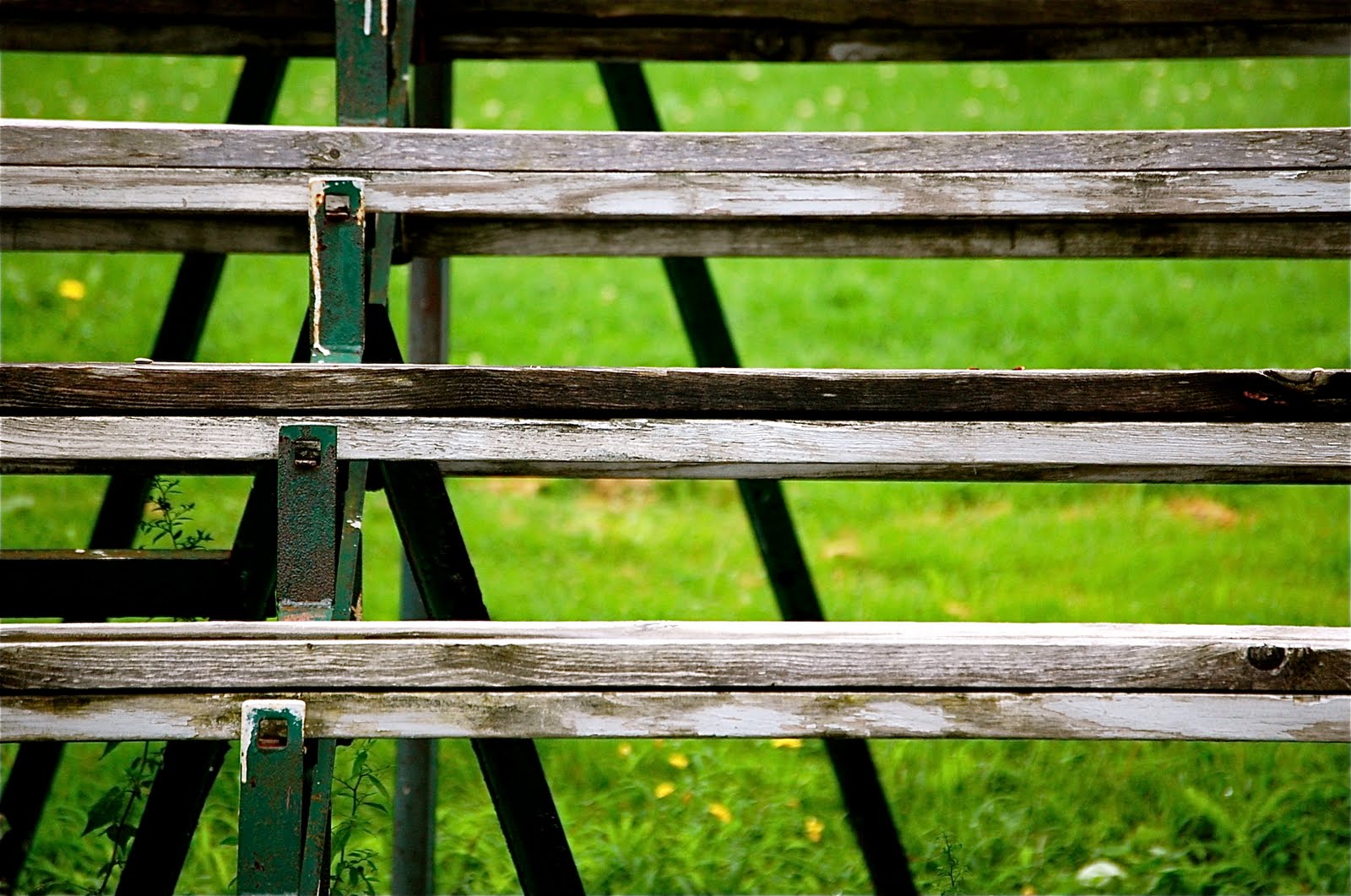 pORTcITYdAILYpHOTO Wooden Bleachers