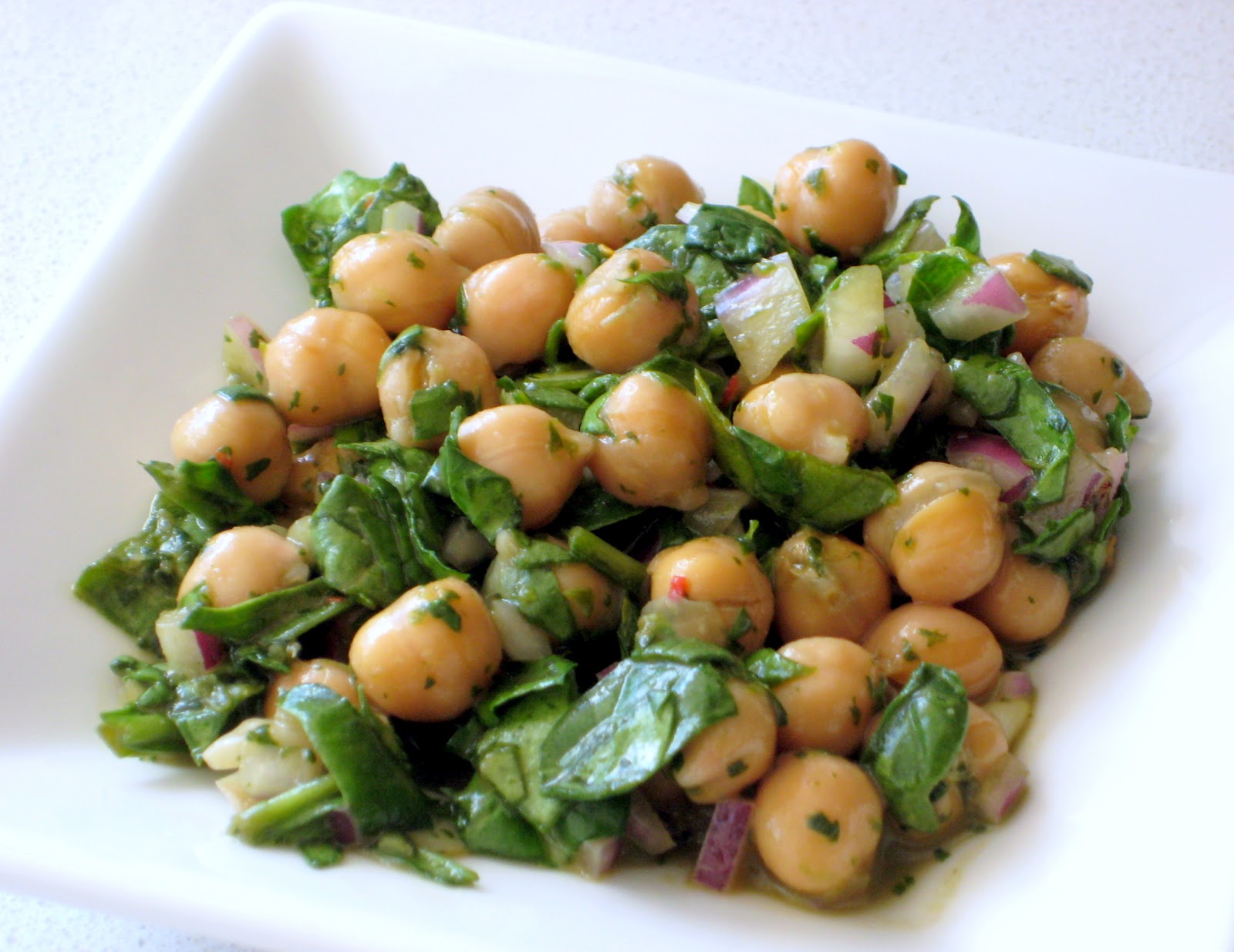 Lexi's Kitchen GARBANZO BEAN AND SPINACH SALAD WITH CILANTRO LIME