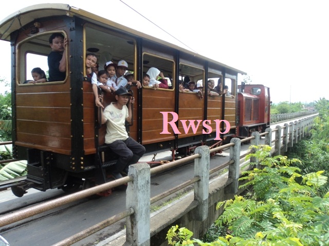 Agrowisata Loco Antik, Ajak Wisatawan Keliling Pabrik Gula Pangkah