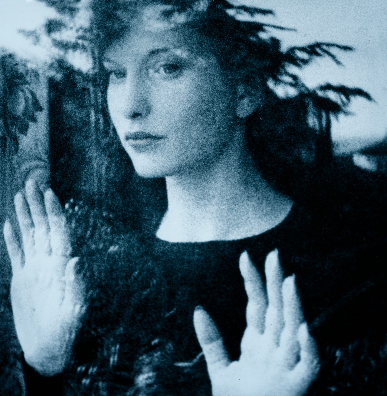 Maya Deren in "Meshes of the Afternoon" 