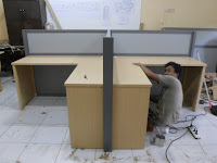 meja sekat partisi kantor kubikel kubikal cubicle workstation semarang