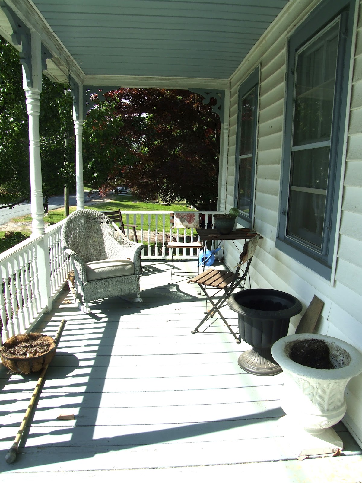 Front porch hopes · Little Victorian