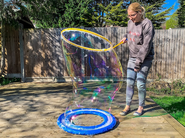 Creating a giant bubble 