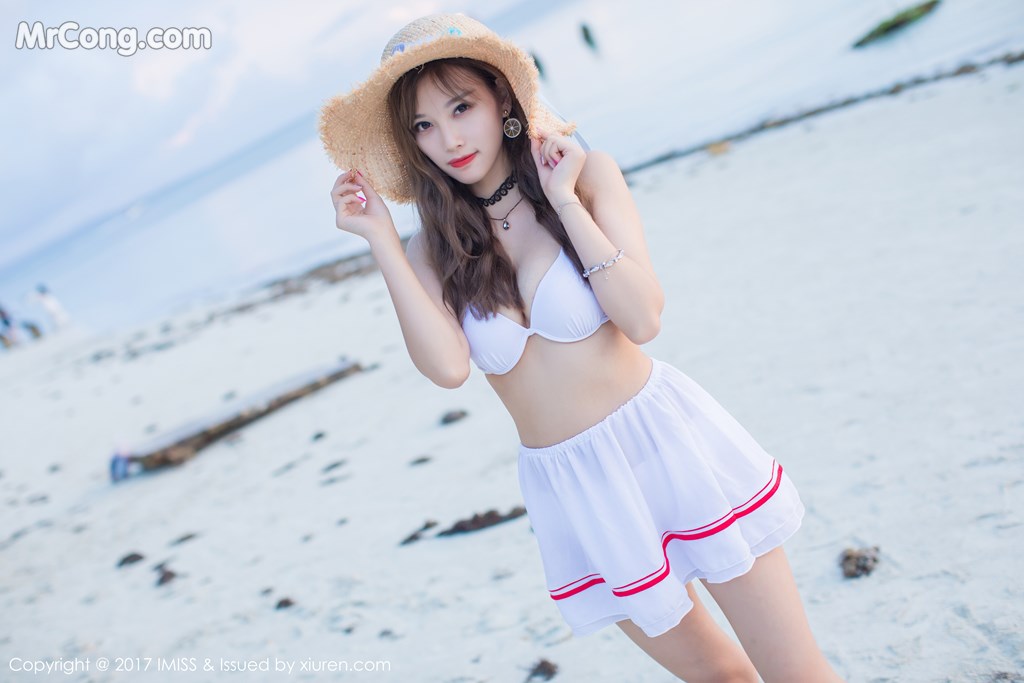 IMISS Vol.185: Model Yang Chen Chen (杨晨晨 sugar) (43 photos)