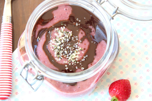 Chiapudding mit Beerenmus und Schokosoße - Kirschbiene kocht