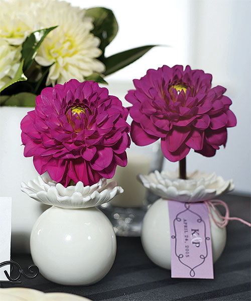Porcelain Miniature Flower Vase Wedding Favor with Dahlia Style Opening