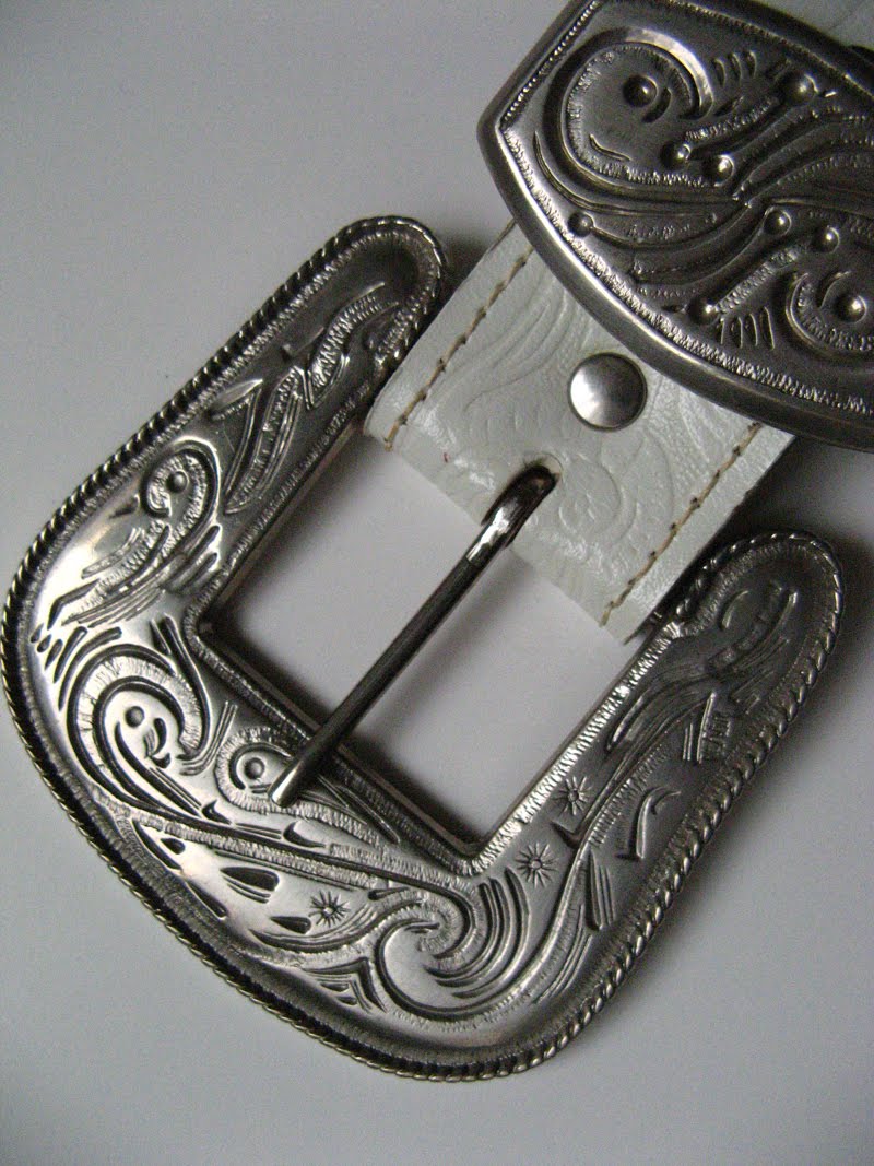 VINTAGE SILVER BELT BUCKLE ANTIQUE BELT BUCKLE COWBOY BELT