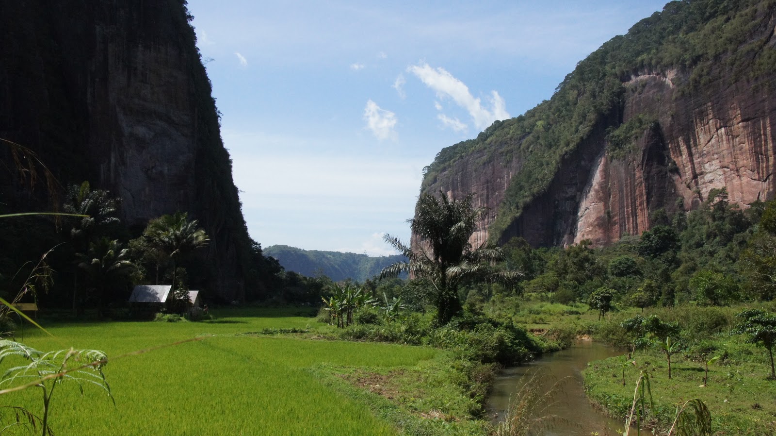 Jurnal Liburan Sumatera Barat Akhir Tahun 2011:Lembah Harau