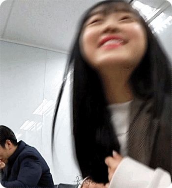 식량일기 양갈래 아닌 오마이걸 유아.gif | 인스티즈