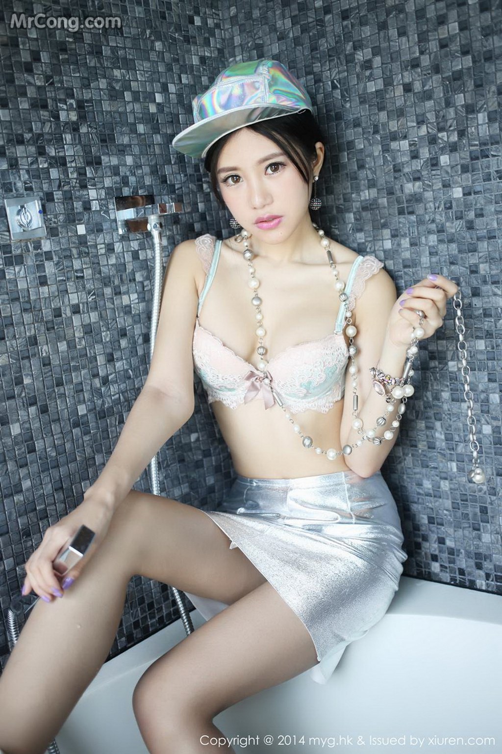 MyGirl Vol.084: Ula Model (绮 里 嘉) (52 photos) photo 1-17