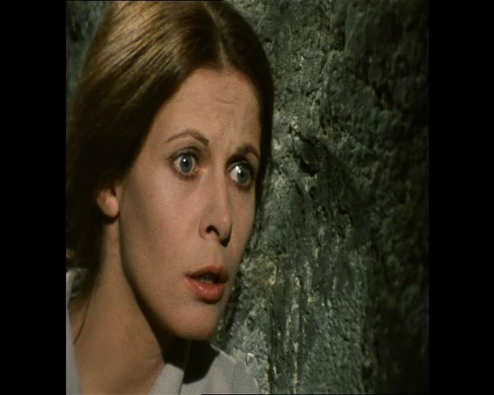 Paradis perdu.666: L'île aux trente cercueils (1979) Claude Jade.série