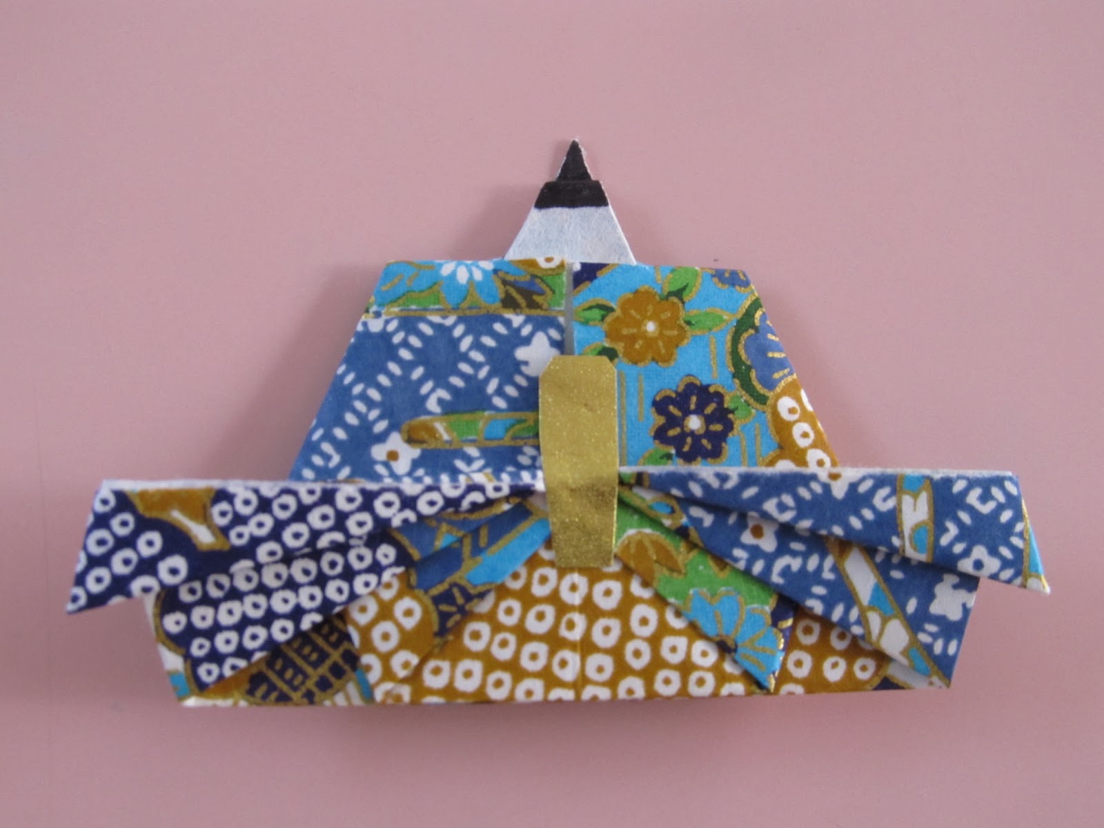 Susie Somewhere: Origami Pattern: Hinamatsuri Part 2
