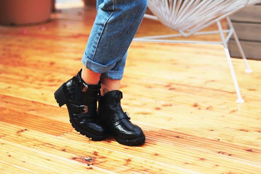 boots baggy jeans urban outfitter streetstyle