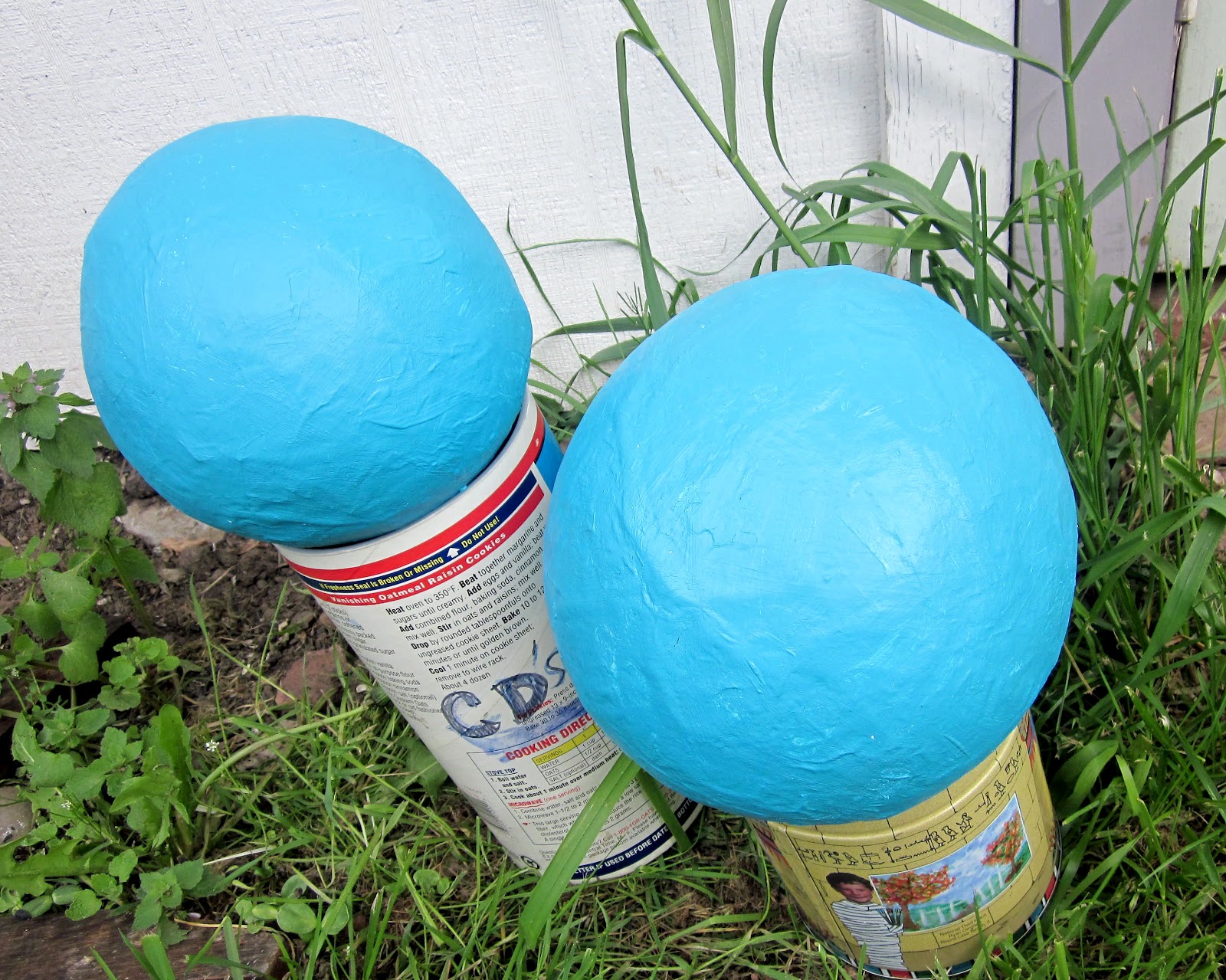 Mama's Little Muse Glittery Papermache Earth Hanging!