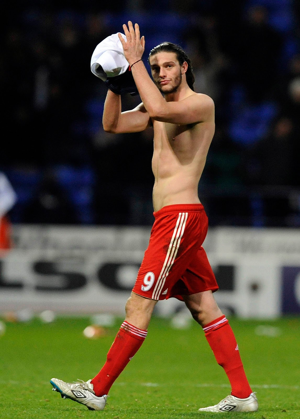 utusanlfc: Andy Carroll is not fit for Liverpool FC