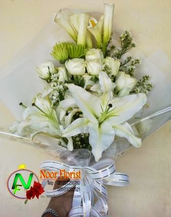 Bunga Mawar +Lily | Toko Bunga Sidoarjo