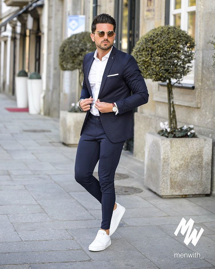 How to wear white sneakers with Suit