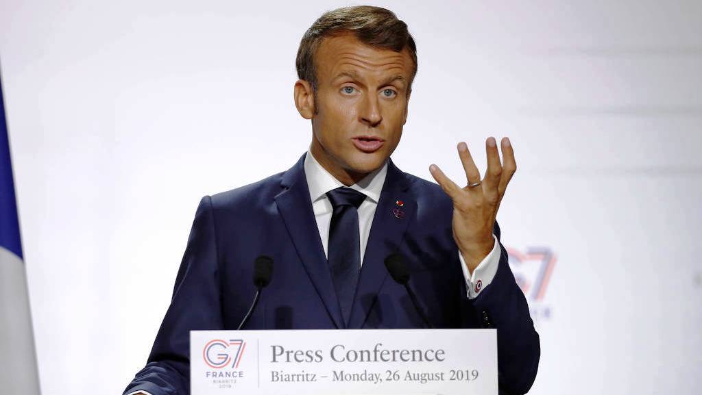 Macron, da França: Espero que os brasileiros tenham logo um presidente à altura do cargo