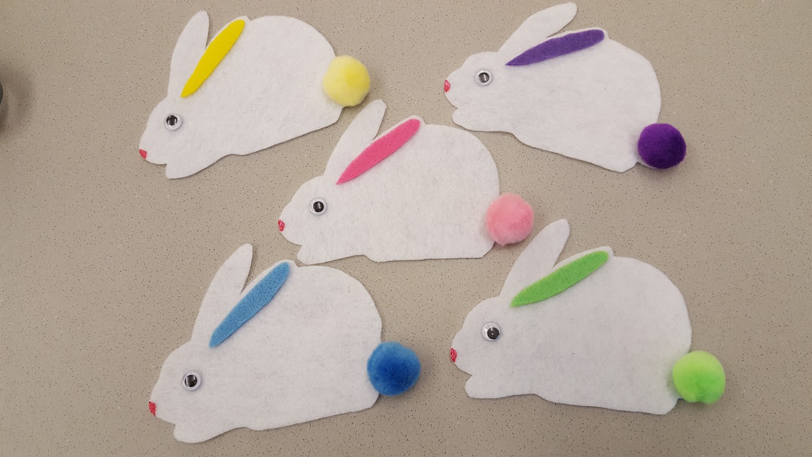Fun with Friends at Storytime: Rabbits!