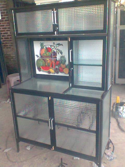 28 Contoh Lemari Kaca Dari Aluminium Trend Masa Kini