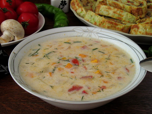 Сметанный суп с рисом и овощами